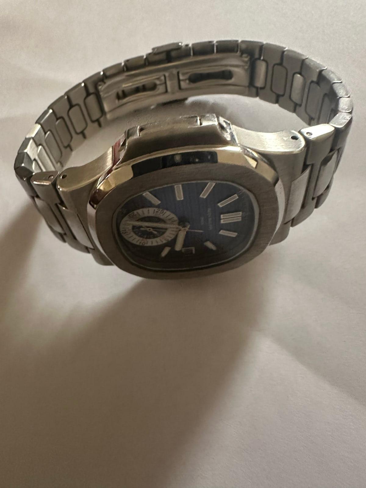 Montre Patek Philippe Nautilus d’occasion – Très bon état — photo 1