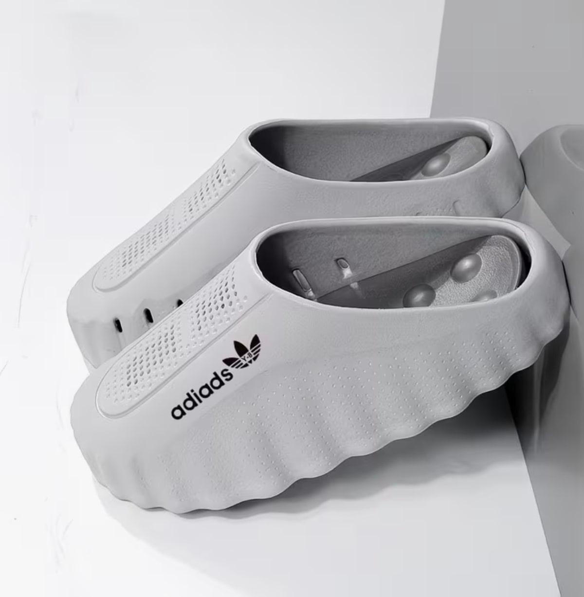 Sandales et claquettes tendance — photo 1