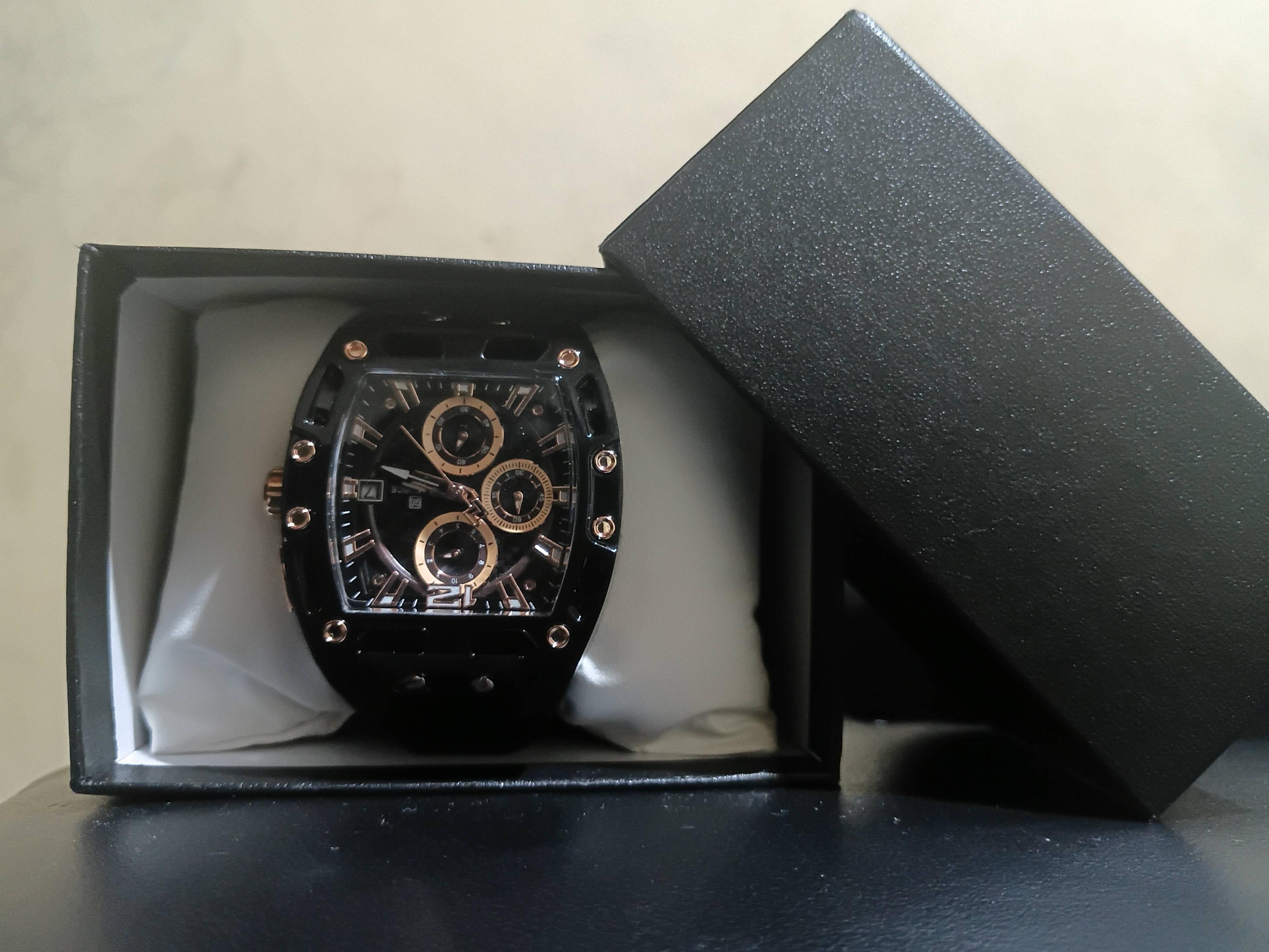Montre Navy force